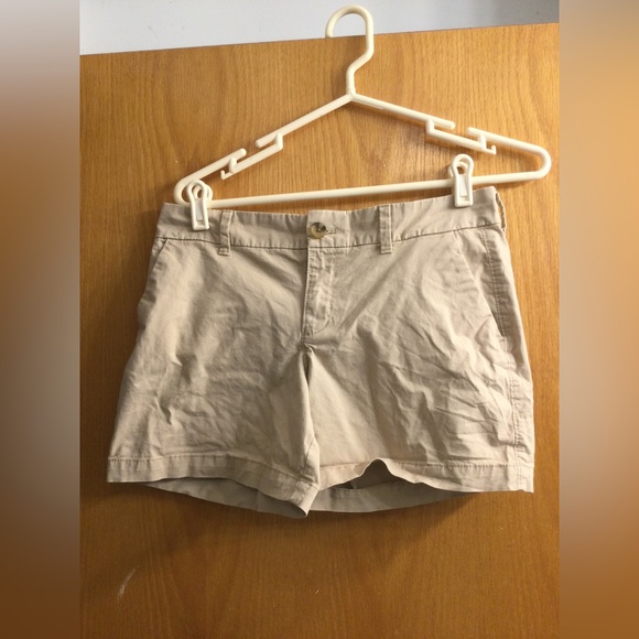Old navy shorts - Picture 1 of 2